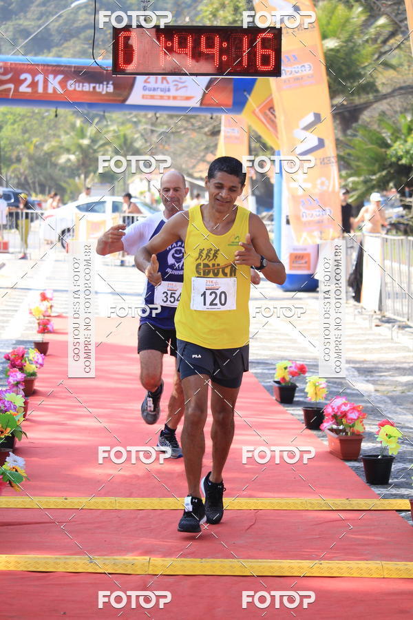 Achetez vos photos de l'vnement21k Guaruj sur Fotop