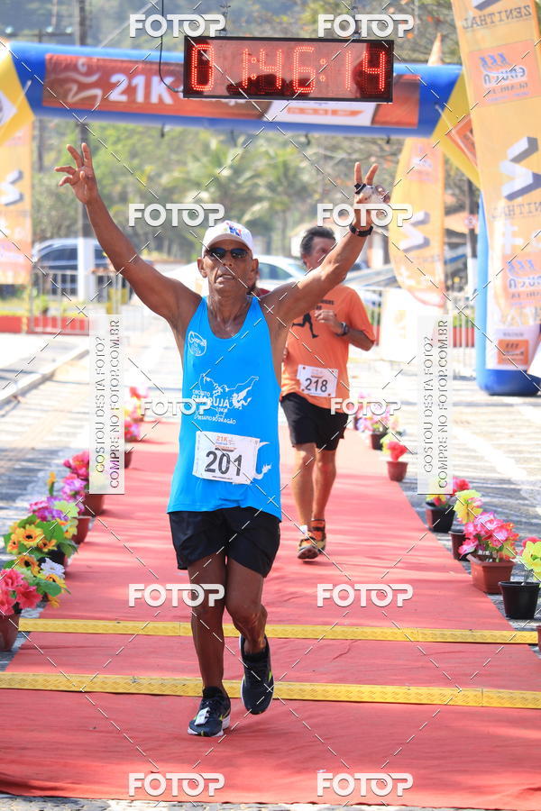 Acquista le foto dell'evento21k Guaruj in Fotop