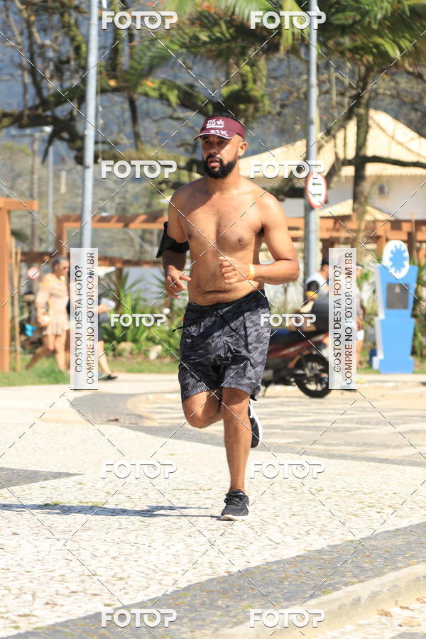 Buy your photos of the event21k Guaruj on Fotop