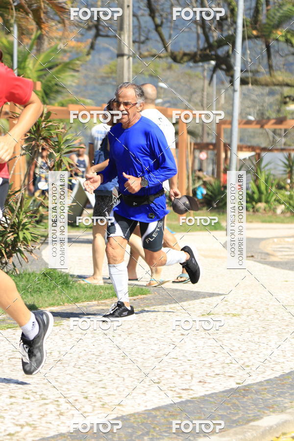 Buy your photos of the event21k Guaruj on Fotop