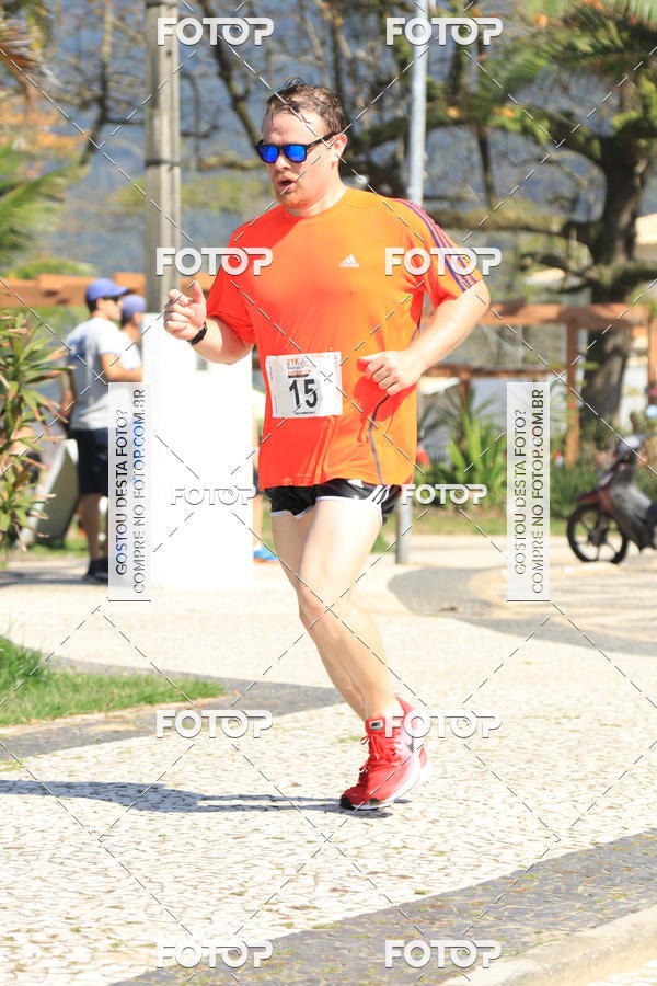 Buy your photos of the event21k Guaruj on Fotop