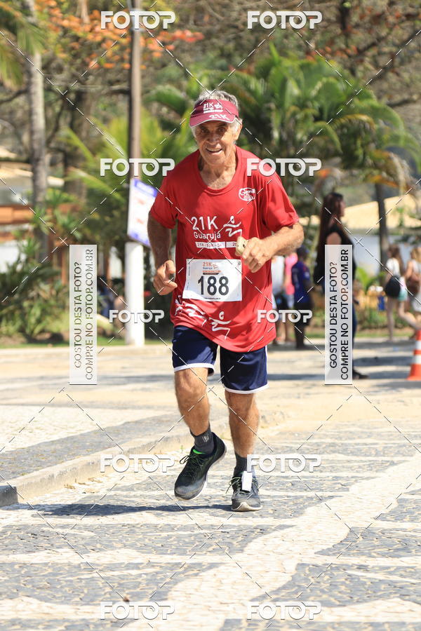 Buy your photos of the event21k Guaruj on Fotop