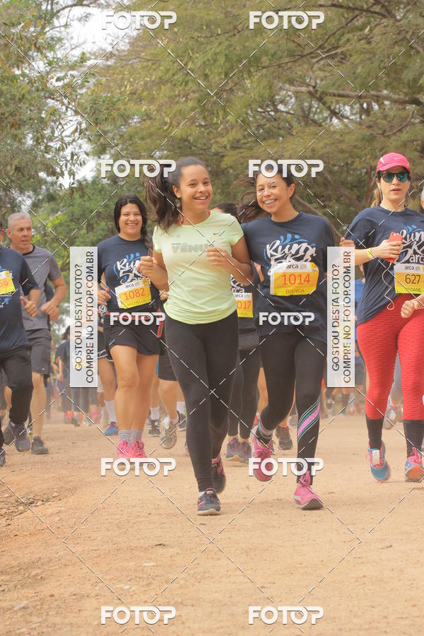 Buy your photos of the event3� Corrida Solid�ria ARCA - Vinhedo on Fotop