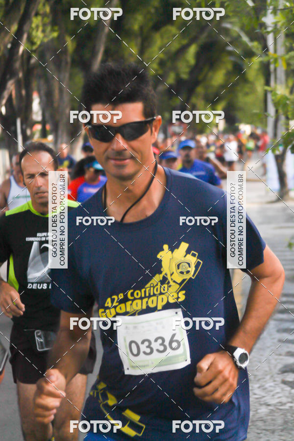 Buy your photos of the event42 Corrida Guararapes on Fotop
