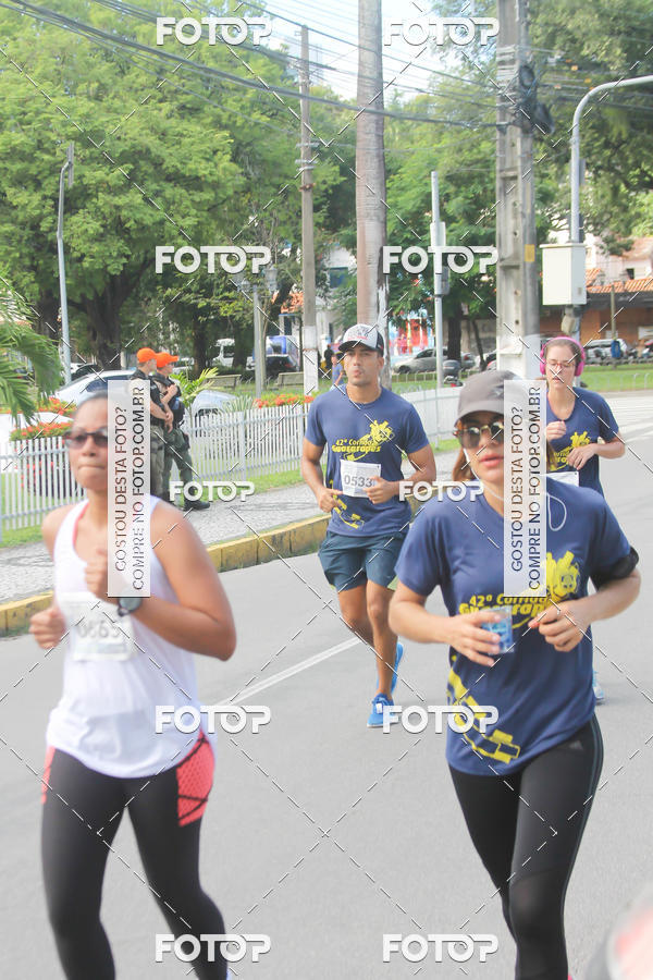 Buy your photos of the event42 Corrida Guararapes on Fotop