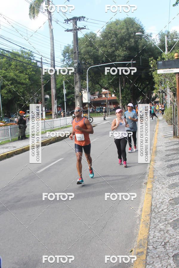 Buy your photos of the event42 Corrida Guararapes on Fotop
