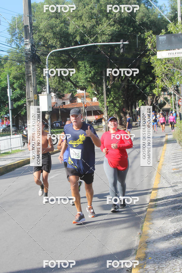 Buy your photos of the event42 Corrida Guararapes on Fotop
