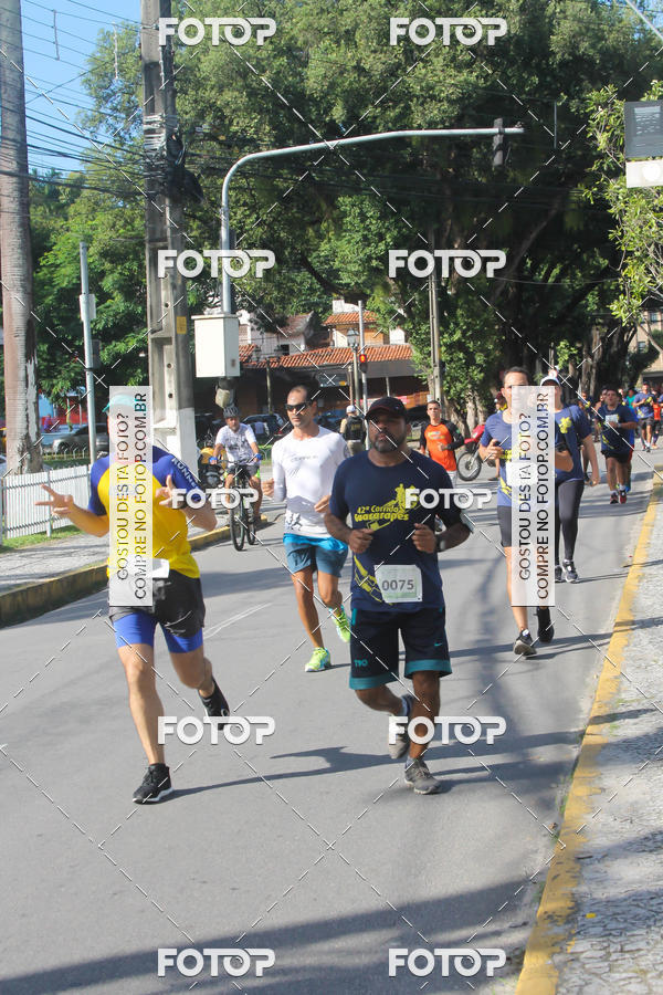 Buy your photos of the event42 Corrida Guararapes on Fotop