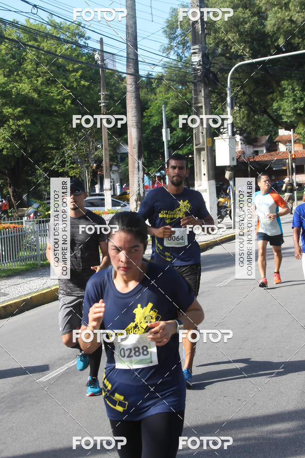 Buy your photos of the event42 Corrida Guararapes on Fotop