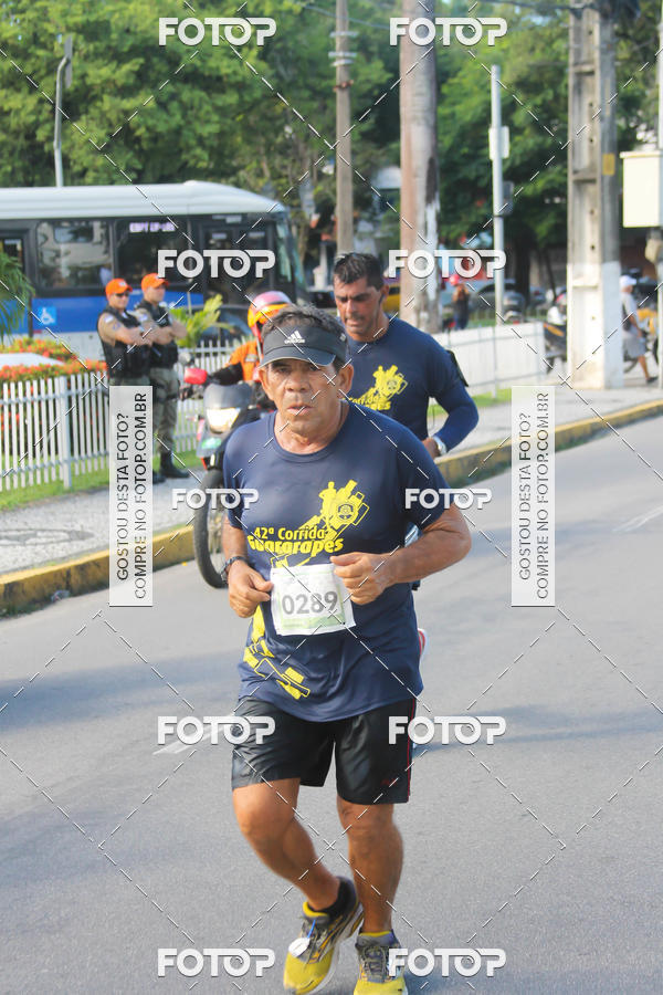 Buy your photos of the event42 Corrida Guararapes on Fotop