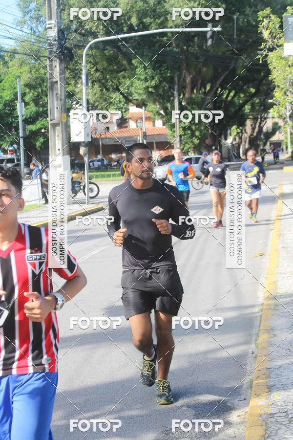 Buy your photos of the event42 Corrida Guararapes on Fotop