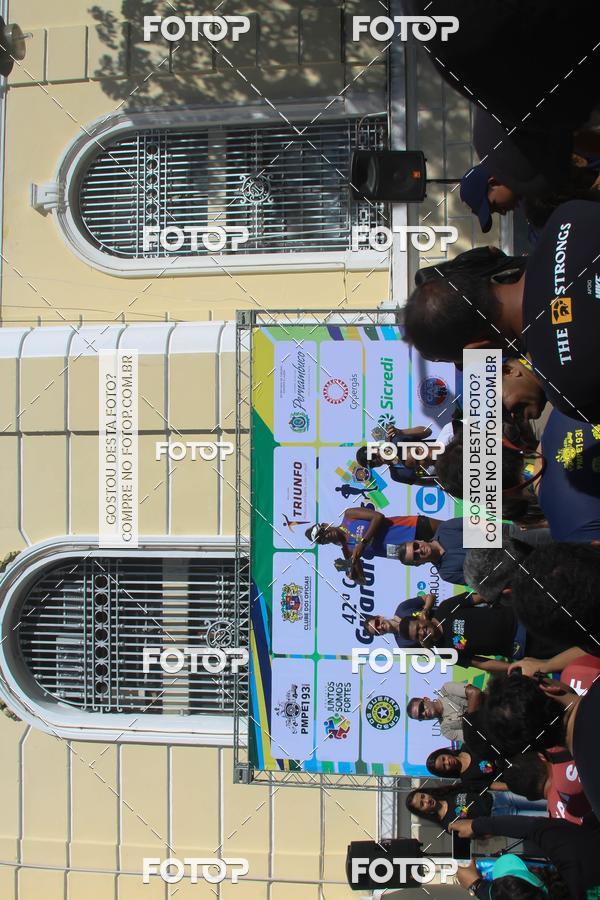 Buy your photos of the event42 Corrida Guararapes on Fotop