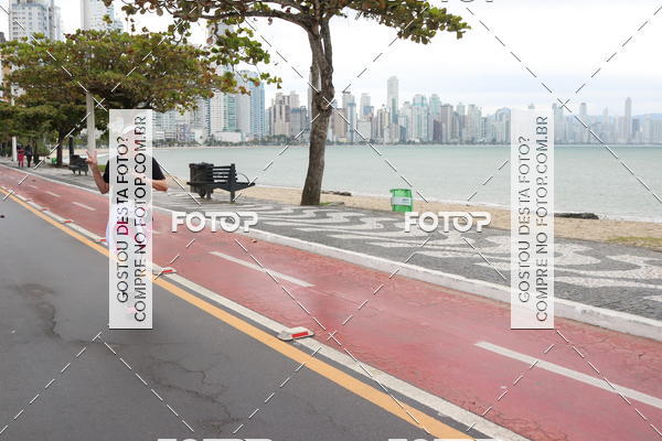 Compra tus fotos del eventoCorrida Solidria de Inverno 2018 En Fotop