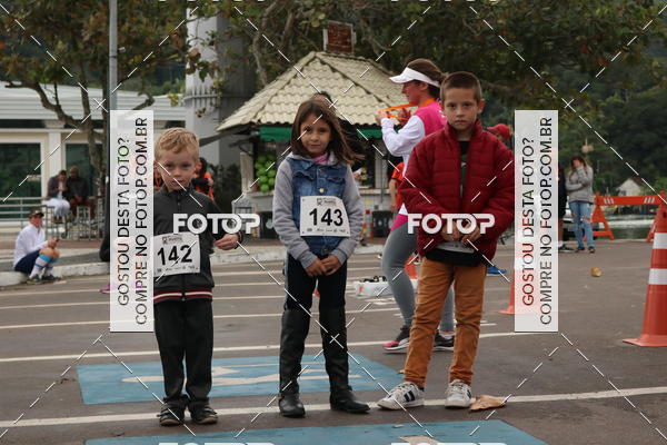 Compre suas fotos do eventoCorrida Solidria de Inverno 2018 no Fotop