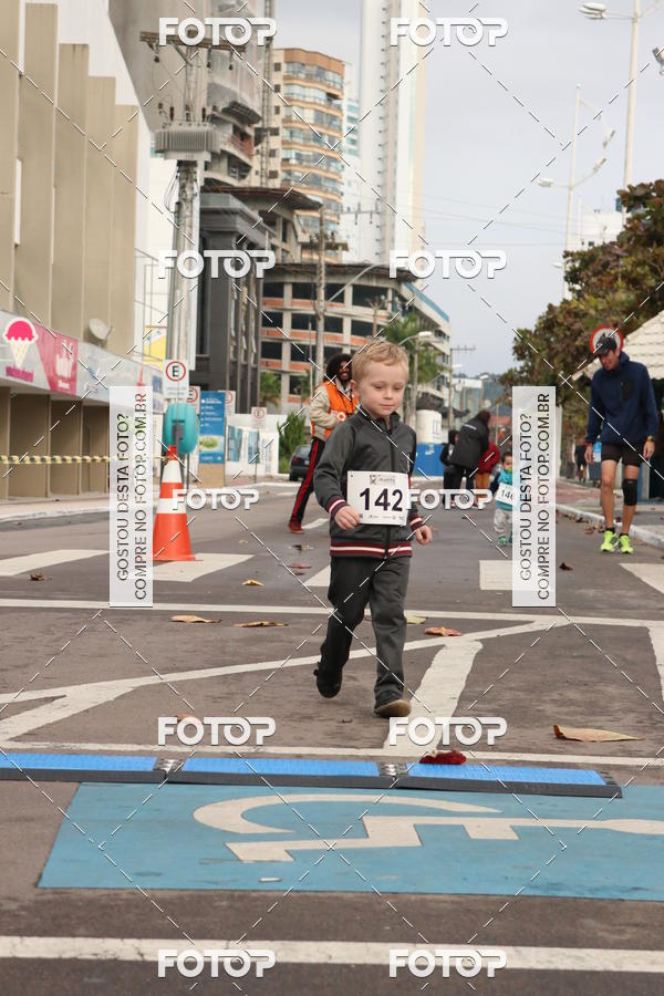 Buy your photos of the eventCorrida Solidria de Inverno 2018 on Fotop