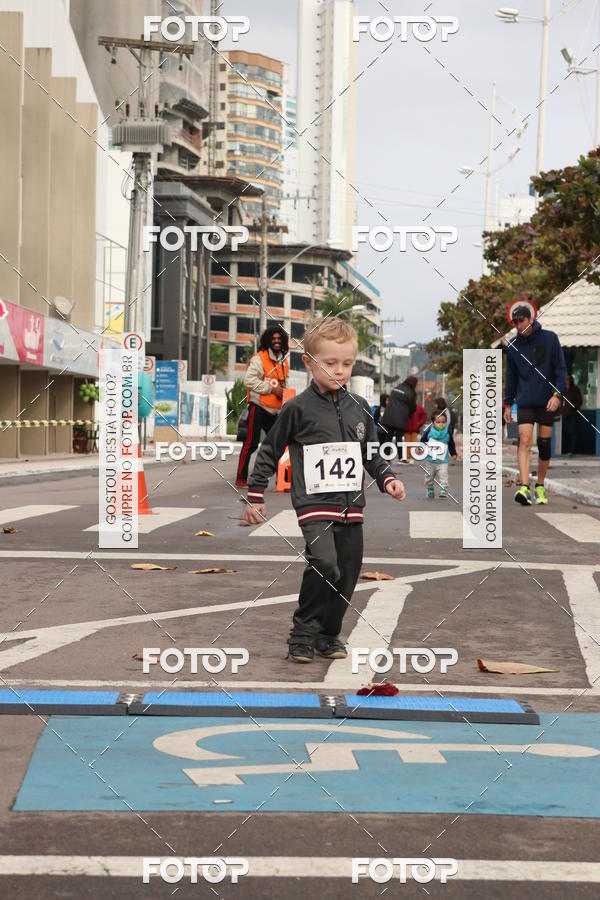 Buy your photos of the eventCorrida Solidria de Inverno 2018 on Fotop