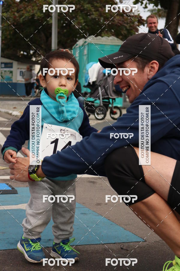 Buy your photos of the eventCorrida Solidria de Inverno 2018 on Fotop