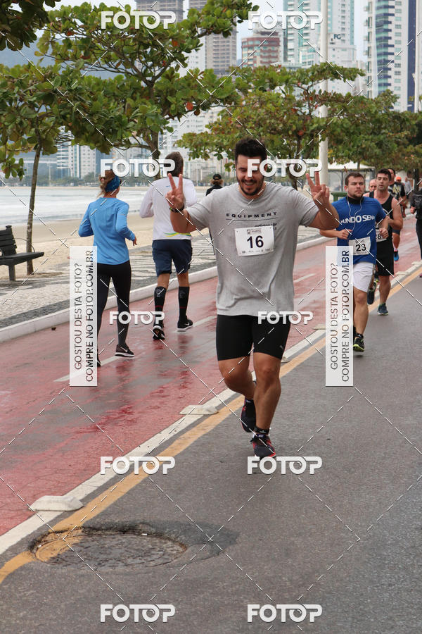 Buy your photos of the eventCorrida Solidria de Inverno 2018 on Fotop