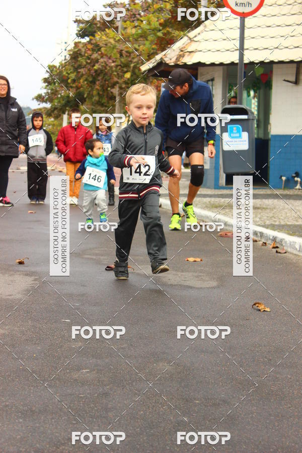 Compra tus fotos del eventoCorrida Solidria de Inverno 2018 En Fotop