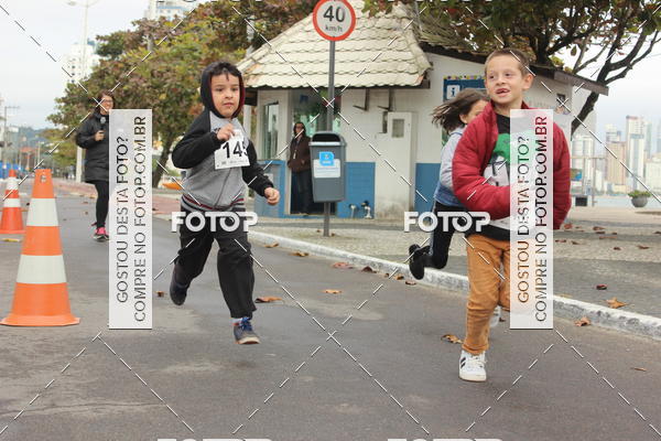 Compra tus fotos del eventoCorrida Solidria de Inverno 2018 En Fotop