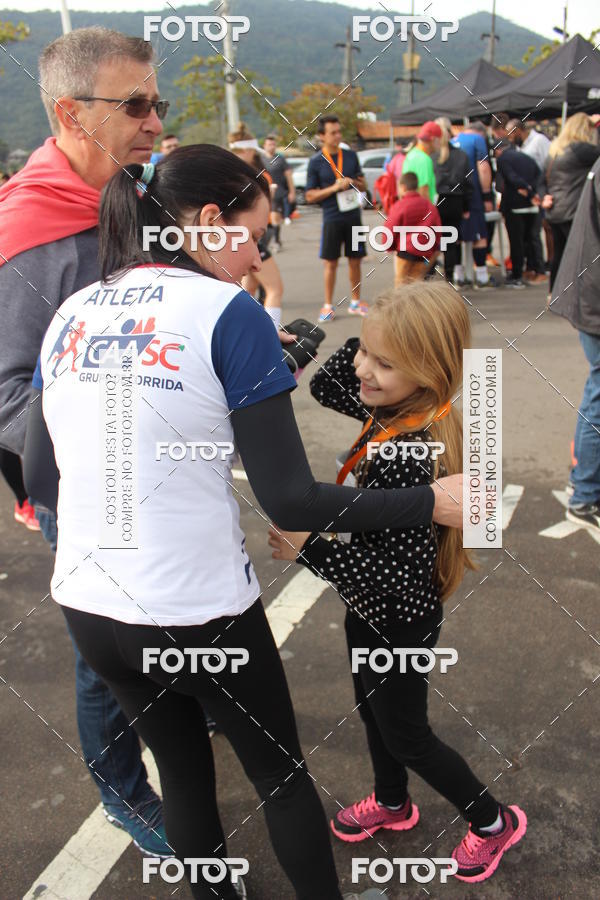 Achetez vos photos de l'vnementCorrida Solidria de Inverno 2018 sur Fotop