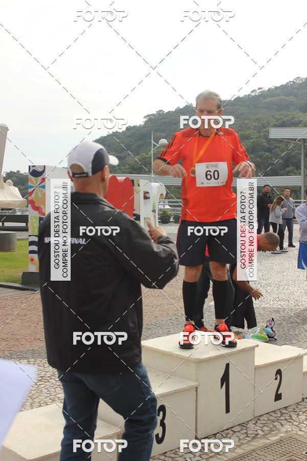 Compra tus fotos del eventoCorrida Solidria de Inverno 2018 En Fotop