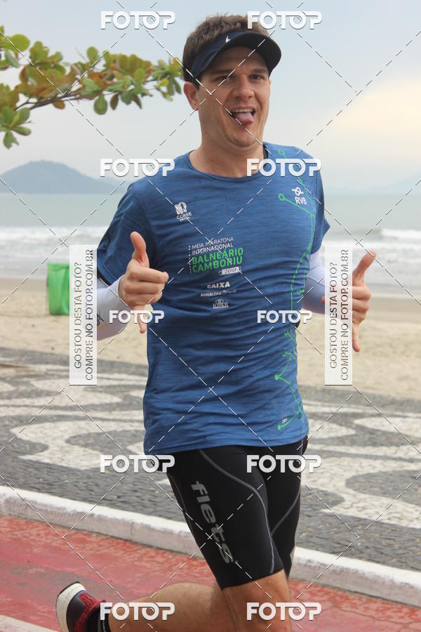 Achetez vos photos de l'vnementCorrida Solidria de Inverno 2018 sur Fotop