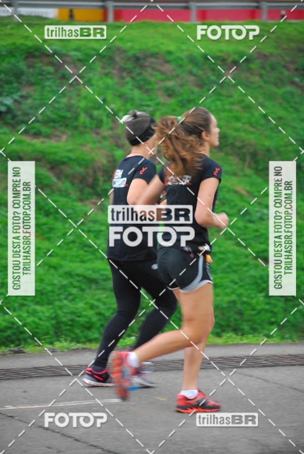 Buy your photos of the eventMeia Maratona Caixa Brusque 2018 on Fotop