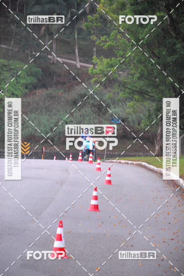 Buy your photos of the eventMeia Maratona Caixa Brusque 2018 on Fotop