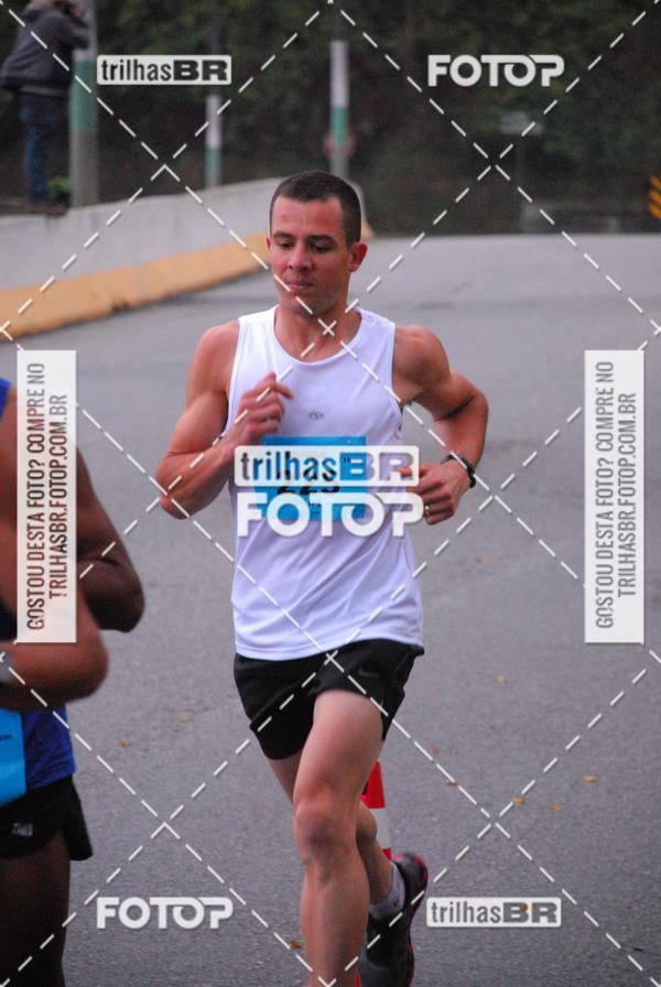 Buy your photos of the eventMeia Maratona Caixa Brusque 2018 on Fotop