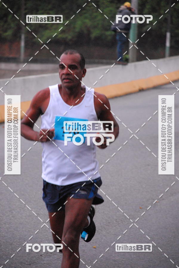 Buy your photos of the eventMeia Maratona Caixa Brusque 2018 on Fotop