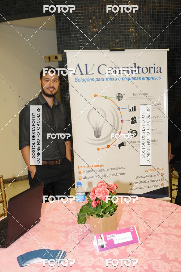 Buy your photos of the eventFeira de Oportunidade - 4 Encontro de Mulheres Empreendedoras on Fotop