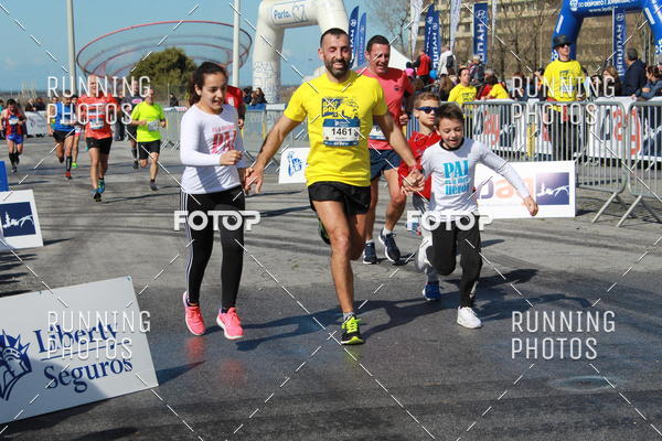 Buy your photos of the eventDia Pai 2018 on Fotop