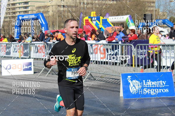 Buy your photos of the eventDia Pai 2018 on Fotop