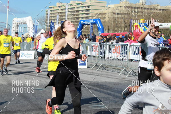 Buy your photos of the eventDia Pai 2018 on Fotop