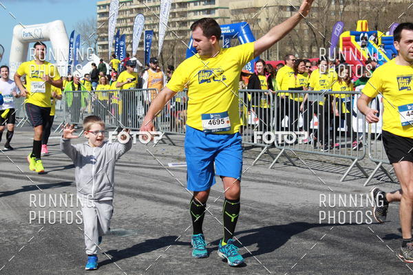 Buy your photos of the eventDia Pai 2018 on Fotop