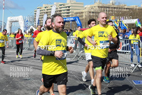 Buy your photos of the eventDia Pai 2018 on Fotop