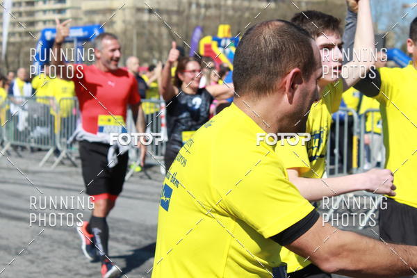 Buy your photos of the eventDia Pai 2018 on Fotop