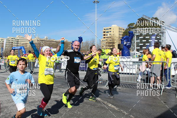 Buy your photos of the eventDia Pai 2018 on Fotop