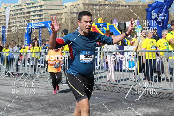 Buy your photos of the eventDia Pai 2018 on Fotop