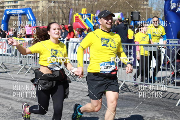 Buy your photos of the eventDia Pai 2018 on Fotop