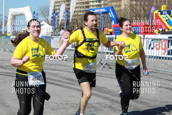 Buy your photos of the eventDia Pai 2018 on Fotop