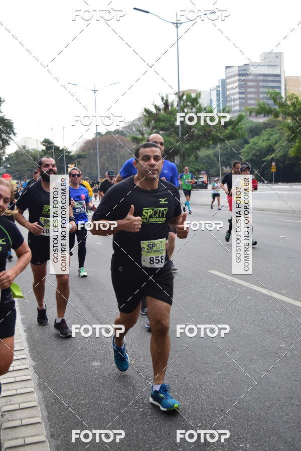 Buy your photos of the eventSP City Marathon on Fotop