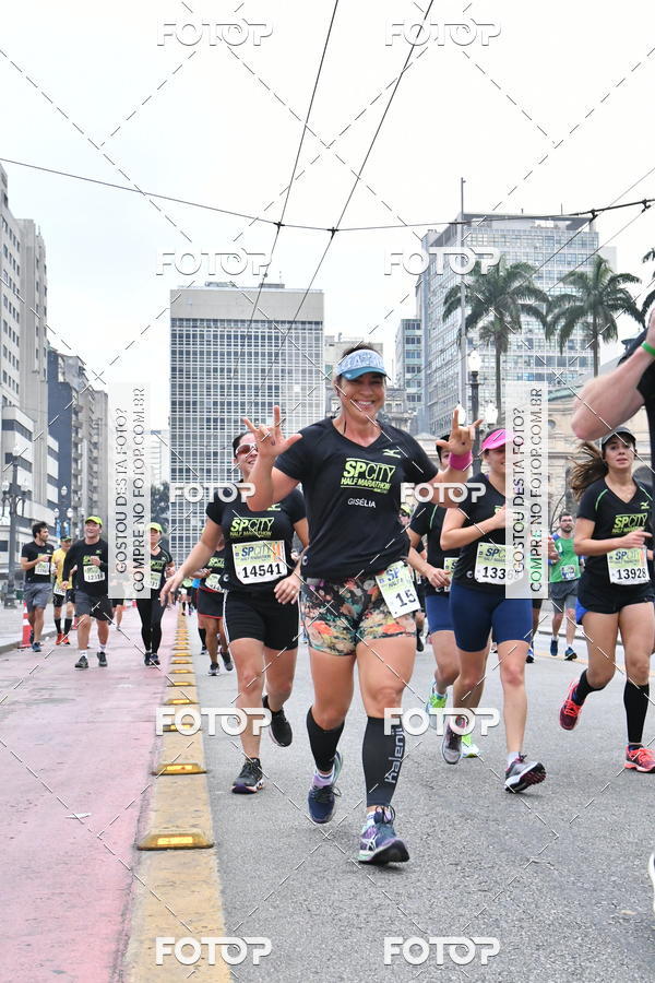 Compra tus fotos del eventoSP City Marathon En Fotop