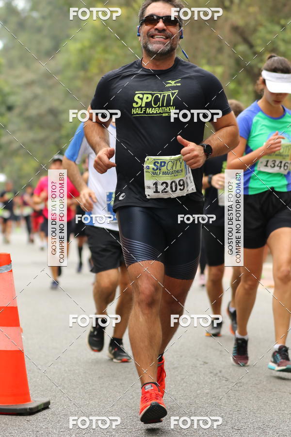Buy your photos of the eventSP City Marathon on Fotop
