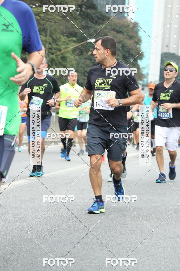 Buy your photos of the eventSP City Marathon on Fotop