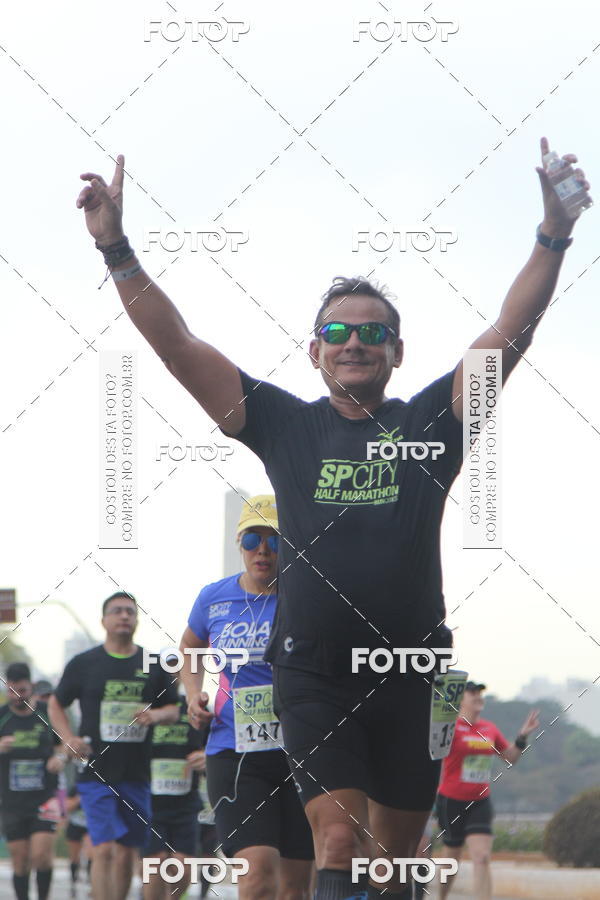 Buy your photos of the eventSP City Marathon on Fotop