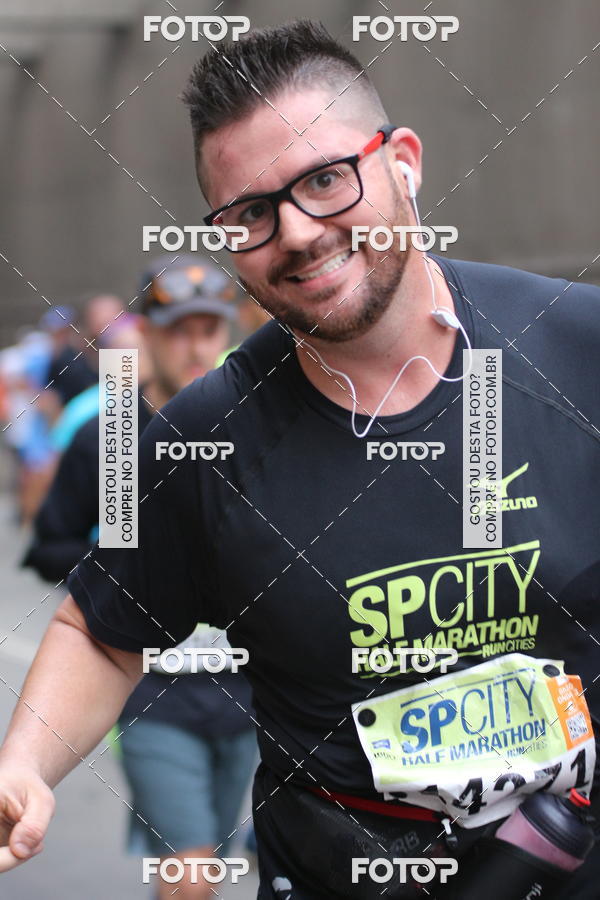 Buy your photos of the eventSP City Marathon on Fotop