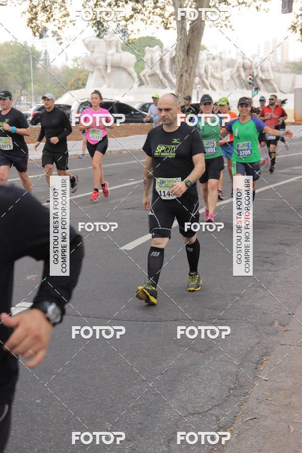 Buy your photos of the eventSP City Marathon on Fotop