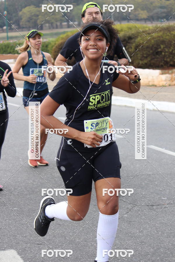 Buy your photos of the eventSP City Marathon on Fotop